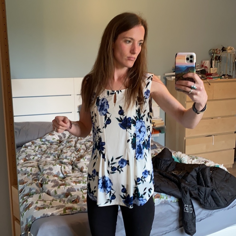 Rickis M top floral cream and blue